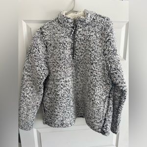 SOLD***HALF ZIP SHERPA ⭐️